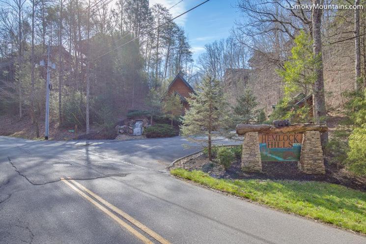 Pine Tree Lodge Gatlinburg Esterno foto
